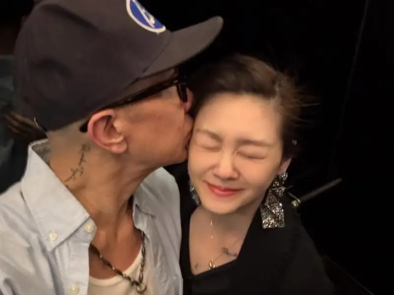 ▲大S（徐熙媛）與韓星具俊曄睽違多年後再相戀結婚，令人相信有種愛情叫「大S與具俊曄」，真的很驚喜。（圖／大S IG）