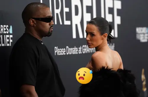 ▲肯爺老婆走葛萊美獎紅毯「三點全露」被趕走。（圖／美聯社／達志影像）