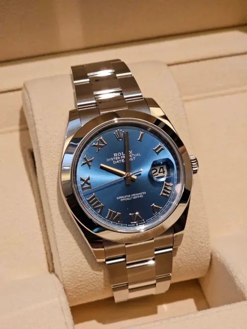 ▲辜仲諒送給12強教練團的勞力士錶面資訊，恰好是去年中華隊在12強冠軍戰奪冠的那一刻。（圖／中華職棒大聯盟提供）