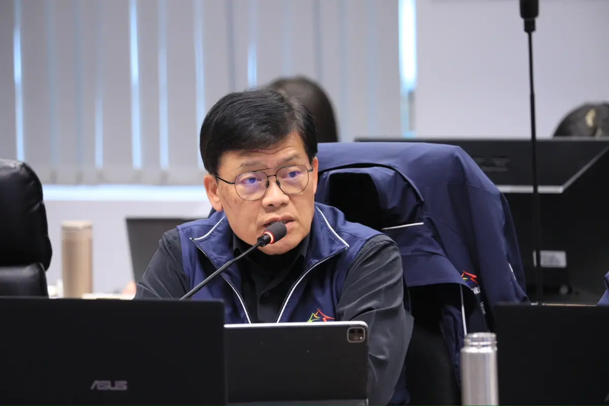 ▲衛生局長曾梓展表示，公費疫苗用完後，民眾需自費800至1500元打自費疫苗。（圖／台中市政府提供，2025.02.04）