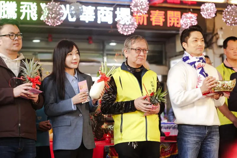 ▲吳沛憶在過年期間陪蔣萬安跑行程。（圖／翻攝吳沛憶臉書）