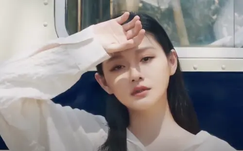 ▲大S病逝，小S在東京處理後事，情緒低落，恐怕一時半刻回歸不了演藝圈。（圖／翻攝自微博）