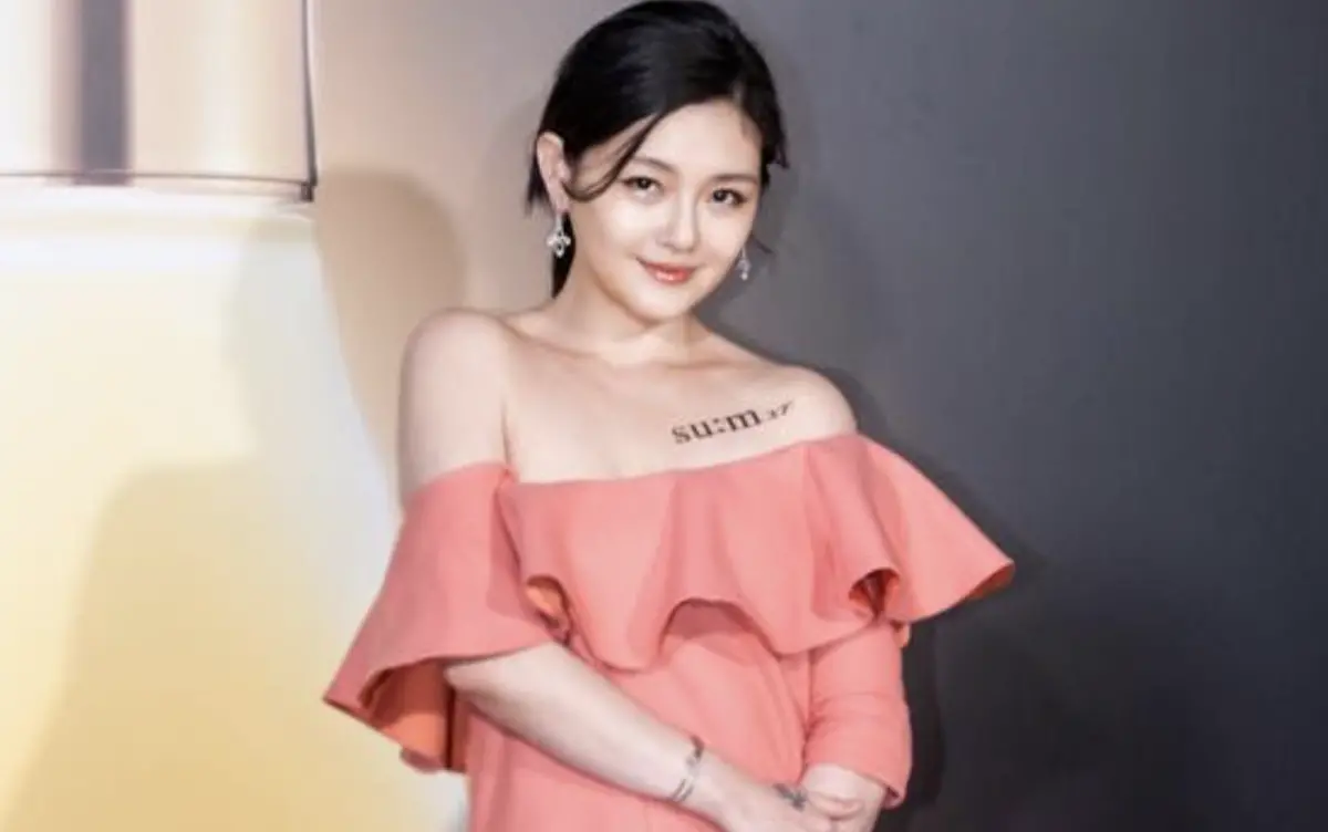 ▲大S在《老娘駕到》中對女兒小玥兒深情告白，「我愛妳，為妳千千萬萬遍」，令不少粉絲鼻酸，難過地表示小玥兒看了之後該有多難過。（圖／摘自大S臉書粉絲頁）