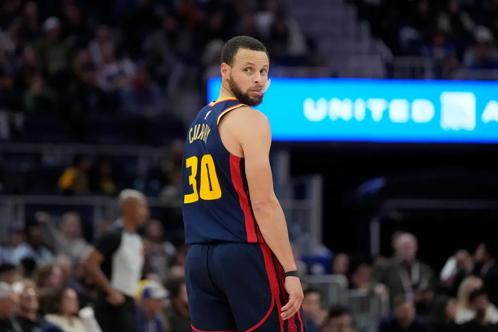 ▲Luka Doncic交易的震驚程度甚至讓金州勇士隊的超級巨星Stephen Curry開始思考，究竟哪些球員可以真正放心自己的位置是穩固的。（圖／美聯社／達志影像）