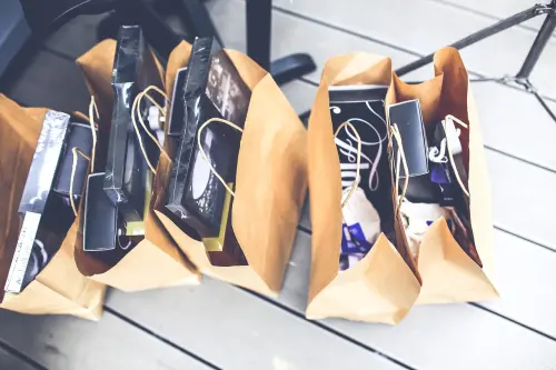 越南取消快遞小額商品免稅！中國電商業者恐將大受打擊
