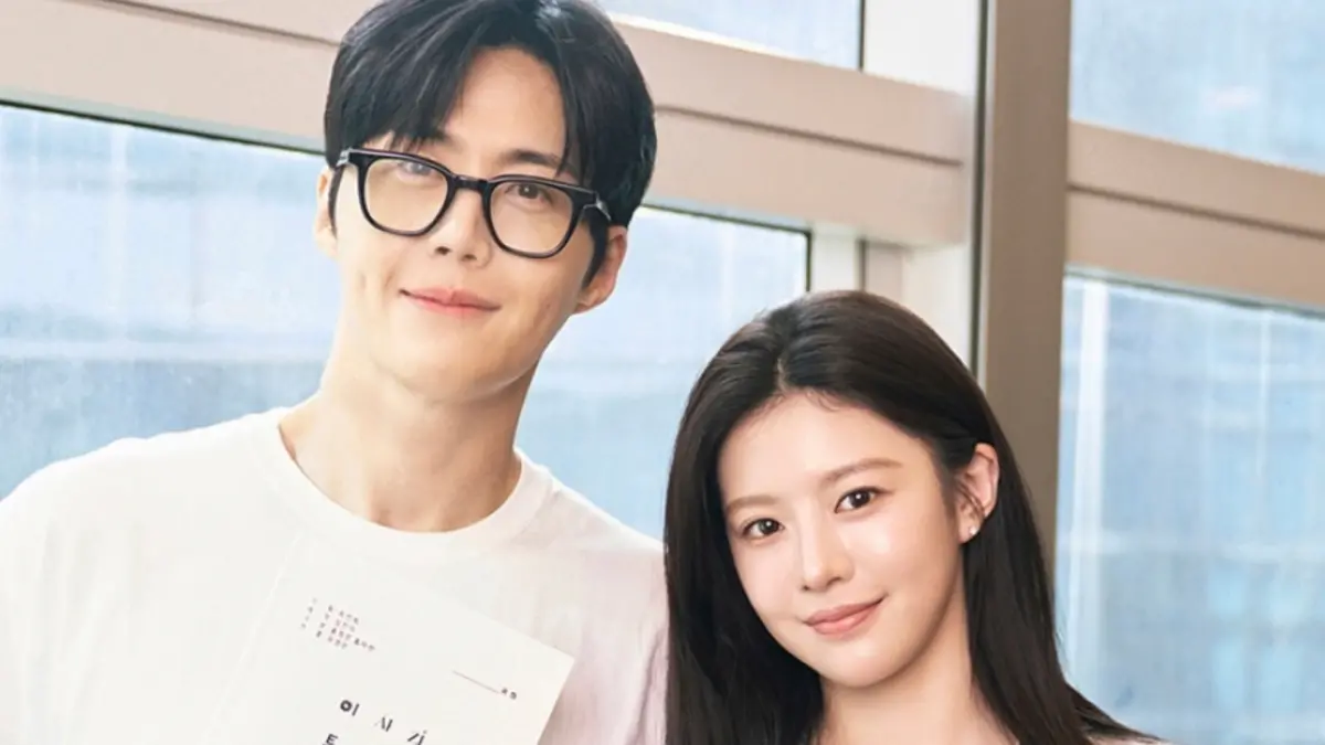 ▲NETFLIX新劇《這份愛可以翻譯嗎？》預計於2025年第四季與大家見面。口譯天才周浩鎮（金宣虎  飾）碰上韓國頂級女明星車武熙（高允貞 飾），紀錄下口譯員與大明星的工作日常，發展成一段不可預測的浪漫喜劇。（圖／NETFLIXKR IG）