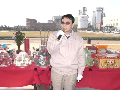 ▲中龍鋼鐵公司董事長呂紹榮致詞。(圖／中龍鋼鐵公司提供)