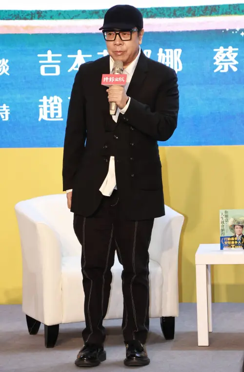 ▲蔡康永（如圖）想到大S心情難以平復，話說到一半在台上淚崩，「面對更多的思念，想到瘋狂的地步，都不是丟臉的事情。」（圖／記者吳翊緁攝影）