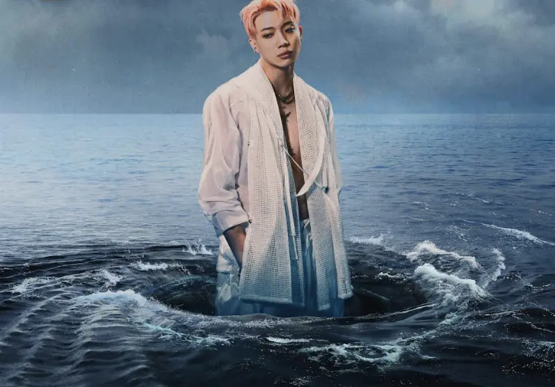 ▲ØZI即將於3月在台北流行音樂中心舉辦演唱會，概念特別，將自己作為「漩渦」的中心，透過R&B曲風把觀眾都吸引進來，8日（週六）中午12點起開始搶票。（圖／華納音樂X寬宏藝術提供）