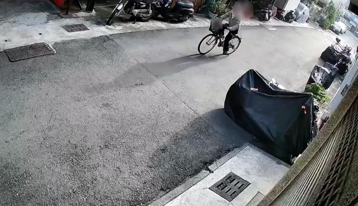 ▲高雄73歲張姓嫌犯將友人71歲林姓婦人殺害後，竟殘忍分屍，並將屍塊裝進袋子裡，騎腳踏車來回運送5次棄屍於前鎮河中。（圖／高雄市刑大提供）