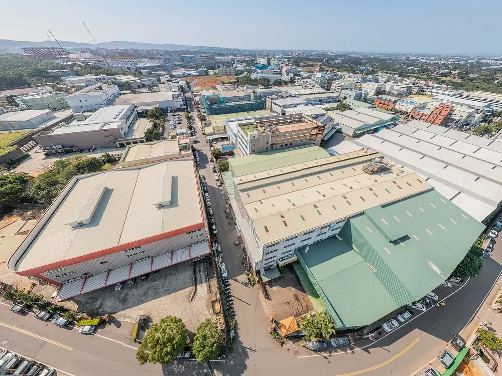 ▲AI產業發威，桃園工業倉儲類建照核發面積上衝五年來新高。（圖／信義全球資產公司提供）