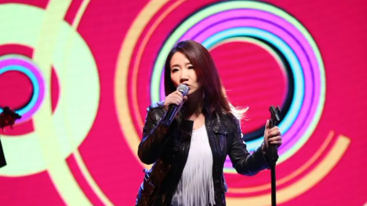 ▲陶晶瑩今（7）日於廣播節目中回想上次和大S見面，大S還充滿活力的和她打招呼，大S依舊美麗像1隻蝴蝶。（圖／銀河網路電台 iWant-radio 臉書）