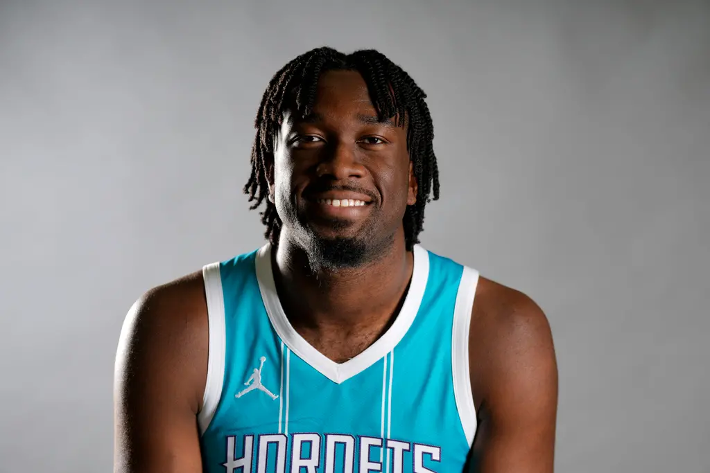 ▲Mark Williams預計將在Anthony Davis離隊後在球隊扮演重要的內線角色，但他是球隊能寄予厚望的球員嗎？（圖／美聯社／達志影像）