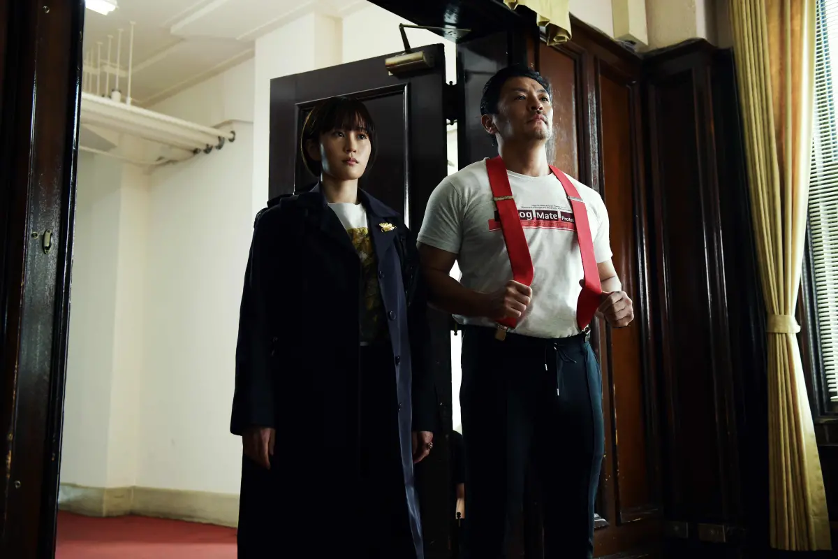 ▲《辣妹刺客3：假期殺機》由高石明里、伊澤彩織主演，前田敦子（左）、夢多（大谷主水）擔任「成年監督」。（圖／網銀國際影視）