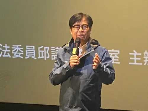 ▲陳其邁也期許《生命的溫暖戰歌》最精采的還沒有開始，「這只是邱議瑩的起點」。（圖／記者郭凱杰攝,2025.02.07）