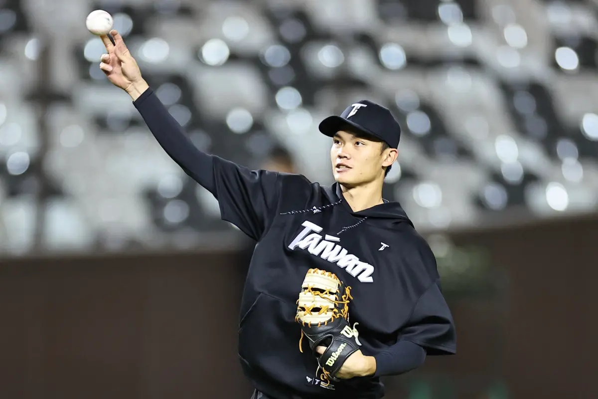 ▲經典賽資格賽中華隊今（8）日持續在臺北大巨蛋備戰，內野手王博玄首進入職棒後，首度打一級國際賽，雖然還沒公佈最終28人名單，但王博玄認為開訓至今自己已是收穫滿滿，「每個教練都有擅長的東西，給我很多提醒，有些可能是母隊沒發現或是沒觀察到的。」（圖／中職提供）