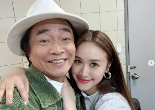 ▲Sandy吳姍儒（右）將代班《小姐不熙娣》，卻有部分觀眾拒看，吳宗憲（左）也認為會講出這種話的人，本身就很奇怪，要女兒不用害怕被討厭。（圖／翻攝自吳姍儒IG）