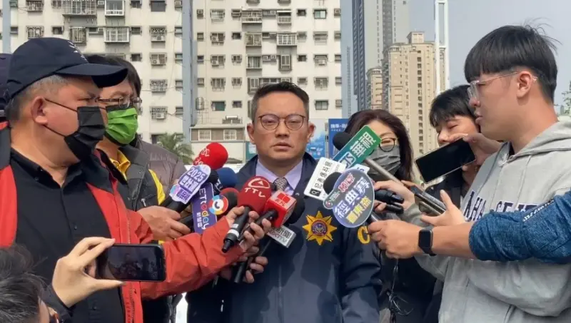 ▲刑警大隊長鄢志豪出面說明分屍案打撈進度。（高雄市刑大提供）