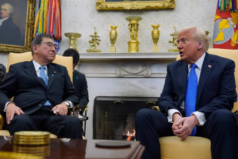▲美國總統川普(Donald Trumo)日前宣布與日本達成貿易協議,但《日經》報導直言,圍繞協議的細節,日美兩方說法的差異很大。圖為日本首相石破茂川普在白宮會面資料照。(圖/美聯社/達志影像)