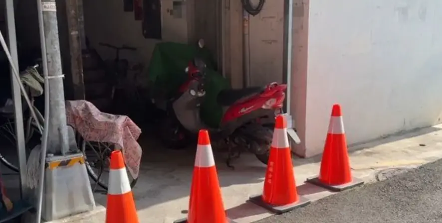 ▲檢方今（10）日將借提張姓兇嫌將返家模擬犯案，目前張嫌住家已被管制。（圖／翻攝畫面）