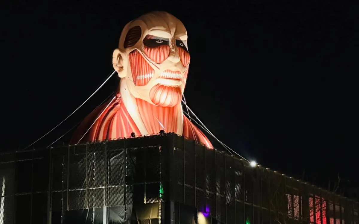 ▲2025年台灣燈會晚間將在桃園登場，還有壯觀的進擊的巨人，不過受到鋒面影響，今天全台有雨，且越晚雨勢越明顯。（圖／取自樂遊桃園）