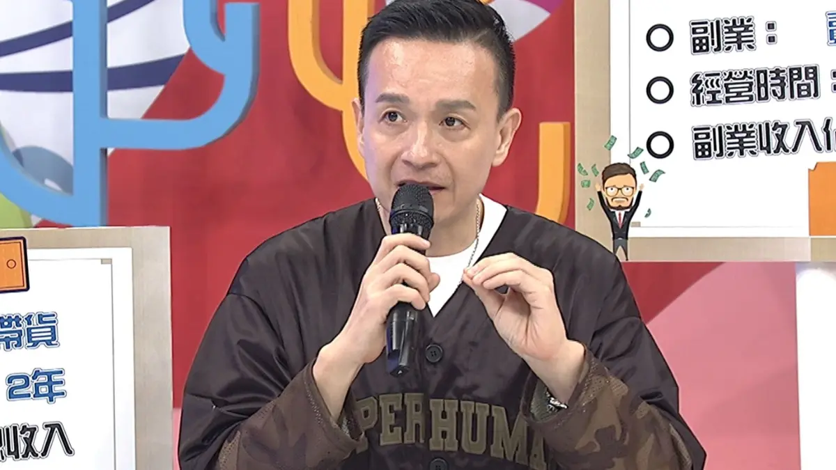 ▲小鐘自爆因為直播帶貨就買了5棟房子，直播16分鐘就能賣6百萬，但他也卻因此常播到盜汗，腎上腺素飆太高。（圖／中天提供）