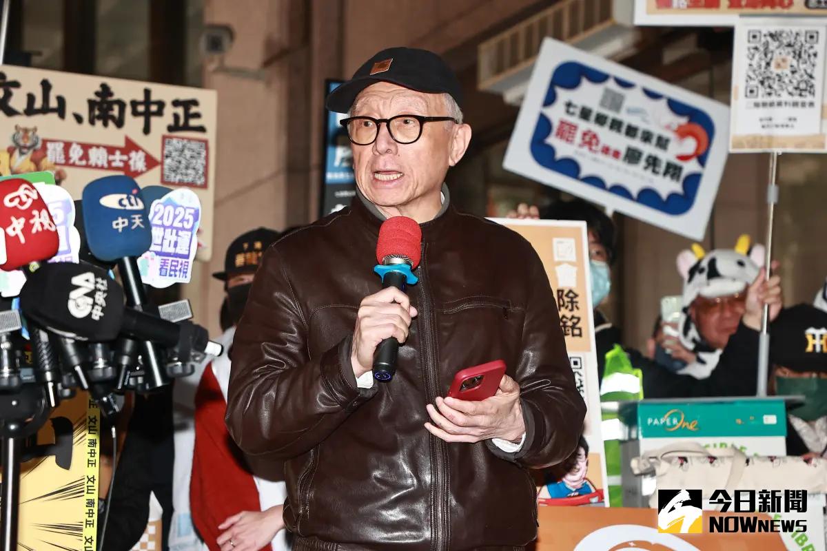 ▲聯電創辦人曹興誠發起「反共護國」全台公民罷免運動，並親自擔任罷免國民黨立委徐巧芯團提「剷除黑芯」領銜人。（圖／記者葉政勳攝 , 2025.02.10）
