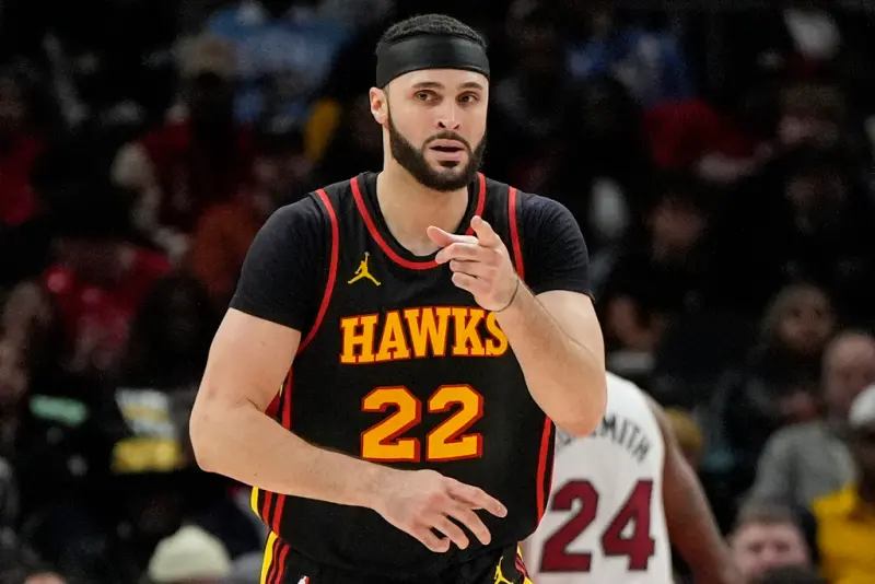 ▲根據《The Stein Line》記者Marc Stein報導，自由球員Larry Nance Jr.已與克里夫蘭騎士隊達成一紙1年短約，宣告重返老東家，但在種種限制下，Nance極有可能只能簽下一份底薪合約。（圖／美聯社／達志影像）