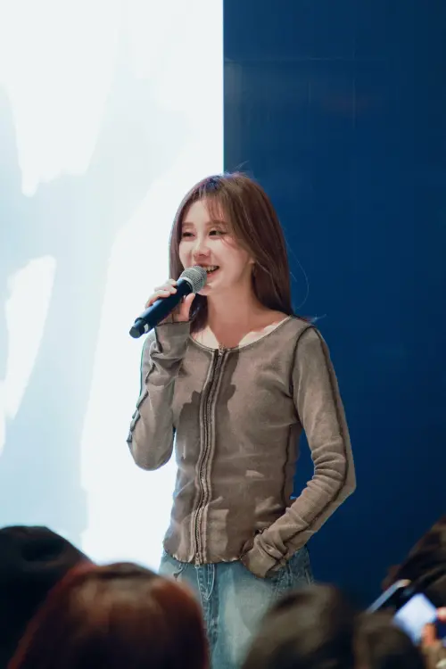 ▲白安擔任Today at Apple活動主講 首唱〈我把你留在去年〉、分享音樂旅程。（圖／相信音樂提供）