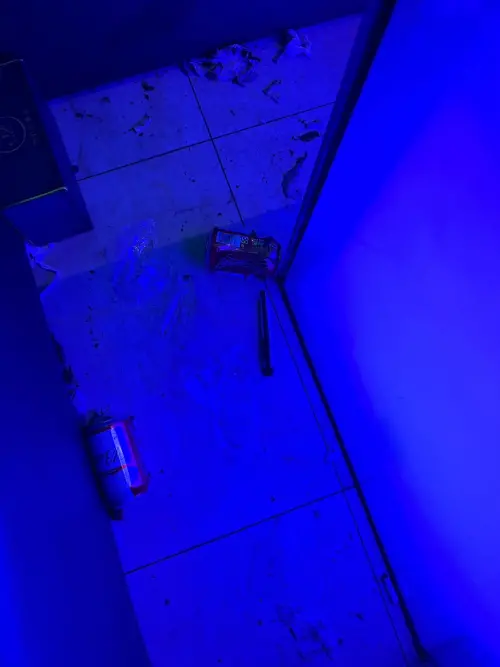 台北市西門町某KTV爆發打架衝突,員警獲報到場了解,查扣一把美工刀。(圖/警方提供) ▲台北市西門町某KTV爆發打架衝突,員警獲報到場了解,查扣一把美工刀。(圖/警方提供)