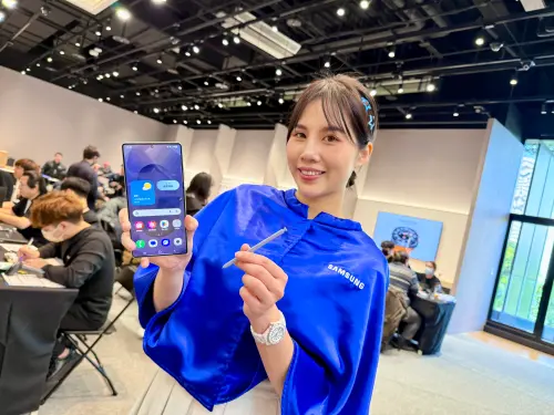 三星Galaxy S25系列首賣。(圖/記者周淑萍攝 ▲三星Galaxy S25系列首賣。(圖/記者周淑萍攝