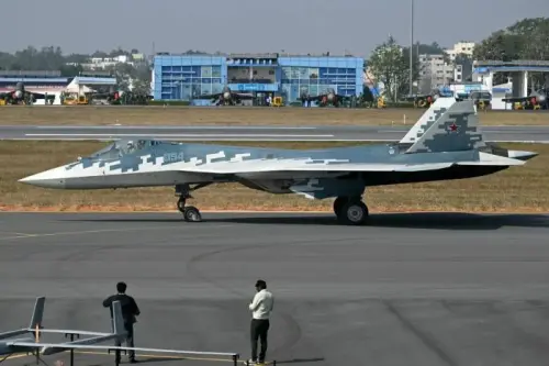 ▲俄羅斯Su-57戰機參加2025印度航展。(圖/新華社) ▲俄羅斯Su-57戰機參加2025印度航展。(圖/新華社)
