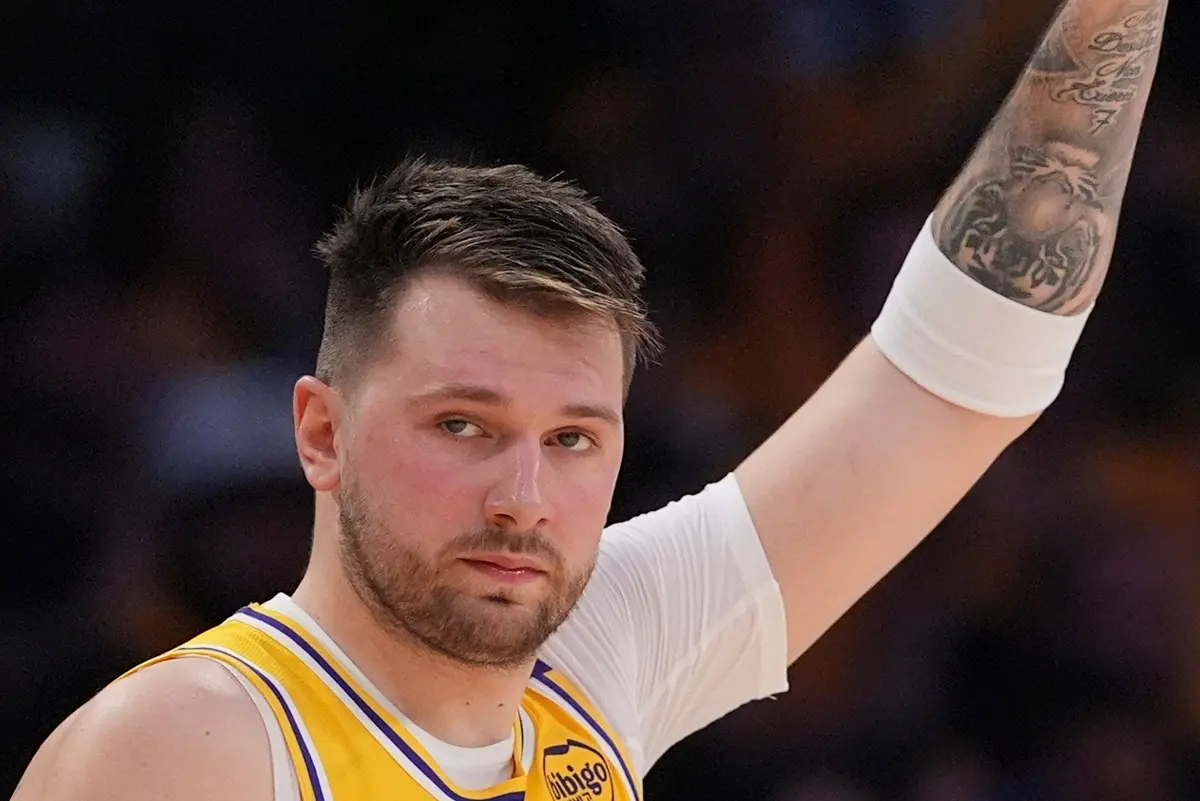 NBA／Doncic在湖人水土不服？失誤連發 還在研究如何搭配LeBron | 運動 | NOWnews今日新聞