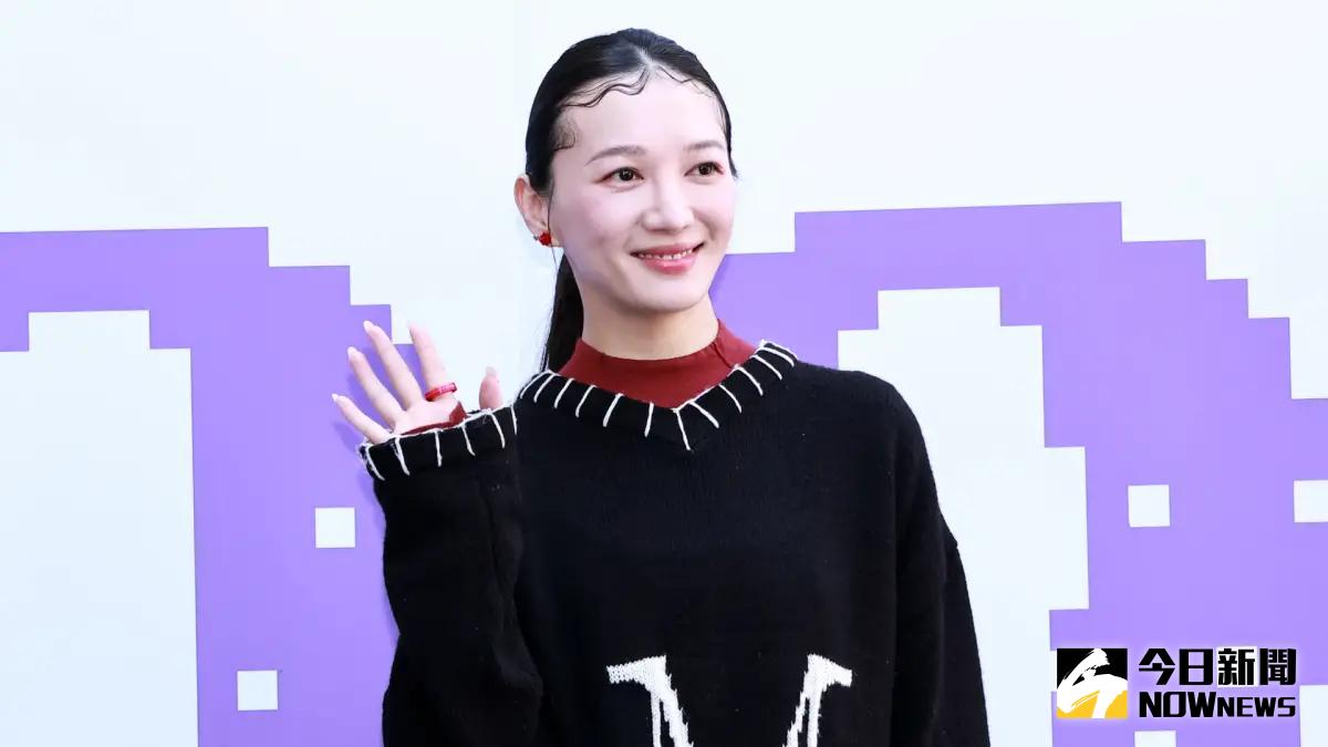 ▲40歲女星李杏（如圖）去年認愛小9歲的「知識型網紅」劉珞亦，如今已經交往超過半年，雖然兩人對婚姻沒共識，但情人節男方已經要和她的家人一起出遊。（圖／記者吳翊緁拍攝）
