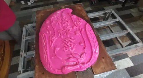 元宵不是湯圓!新丁粄也不是紅龜粿 盧秀燕教你一口分辨美食 ▲新丁粄的桃粄做成桃子造型,寓意生女兒。(圖/台中市政府提供,2025.02.11)