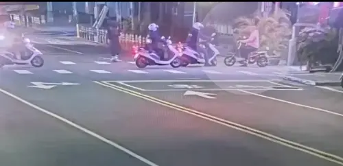 ▲萬華分局偵辦詐欺車手提款案，卻因銀行提供錯誤監視器畫面，將一名媒體主管誤認為嫌犯，事後警方登門道歉，並逮捕涉案的2名車手。（圖／萬華分局提供）