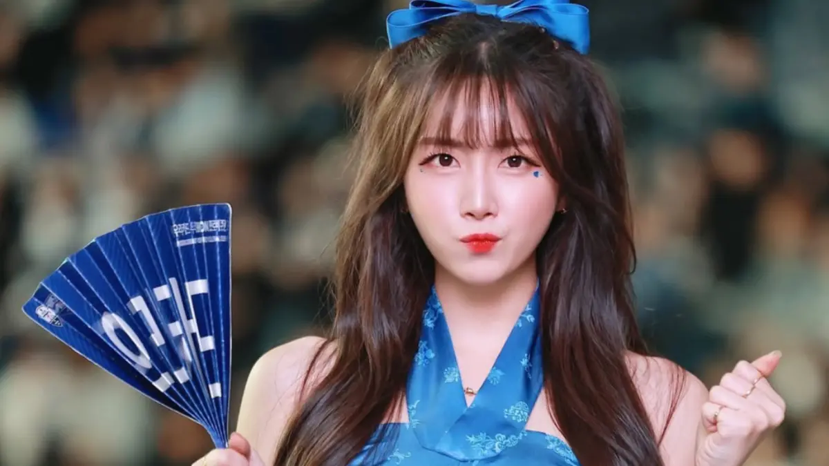 ▲ 韓國啦啦隊女神安芝儇（如圖）、趙娟週、南珉貞與Mingo將於3月28日舉辦粉絲見面會。門票於今（11）日在KKTIX上開賣，開賣不到2分鐘已經全數售光，可見啦啦隊在台灣的人氣實在是不容小覷。（圖／安芝儇IG）