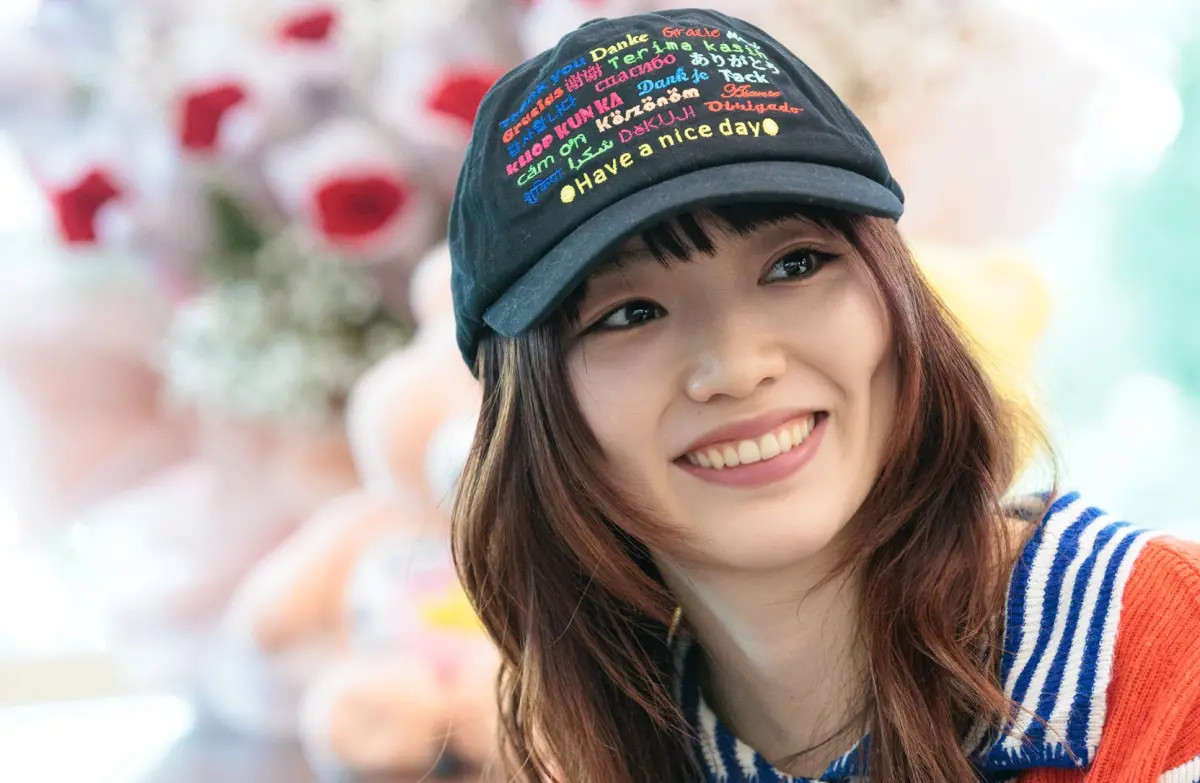 ▲nishina來台提前過情人節，還想去高雄燈會看「吉伊卡哇」。（圖／華納音樂）