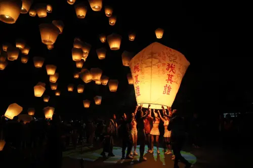 ▲2025年平溪天燈節上周2月8日已於平溪開跑，今天2月12日將有第二場，於十分接續展開。（圖／新北市觀旅局提供）