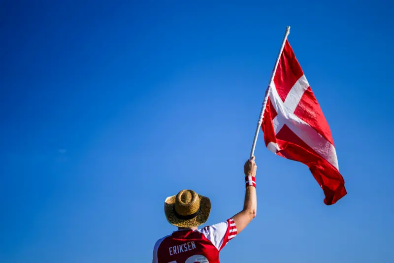 ▲丹麥民眾為了反諷川普硬要買格陵蘭島的霸道行為，請願集資「跟美國買下加州」，目前已有超過20萬人連署。（示意圖／美聯社／達志影像）