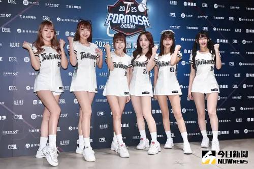 ▲經典賽資格賽中華隊與韓職樂天巨人交流賽,台灣應援啦啦隊栗子(左起)、妮可、心璇、若潼、柔一、李樂,分享2國應援的文化差異。(圖/記者葉政勳攝 , 2025.02.12) ▲經典賽資格賽中華隊與韓職樂天巨人交流賽,台灣應援啦啦隊栗子(左起)、妮可、心璇、若潼、柔一、李樂,分享2國應援的文化差異。(圖/記者葉政勳攝 , 2025.02.12)