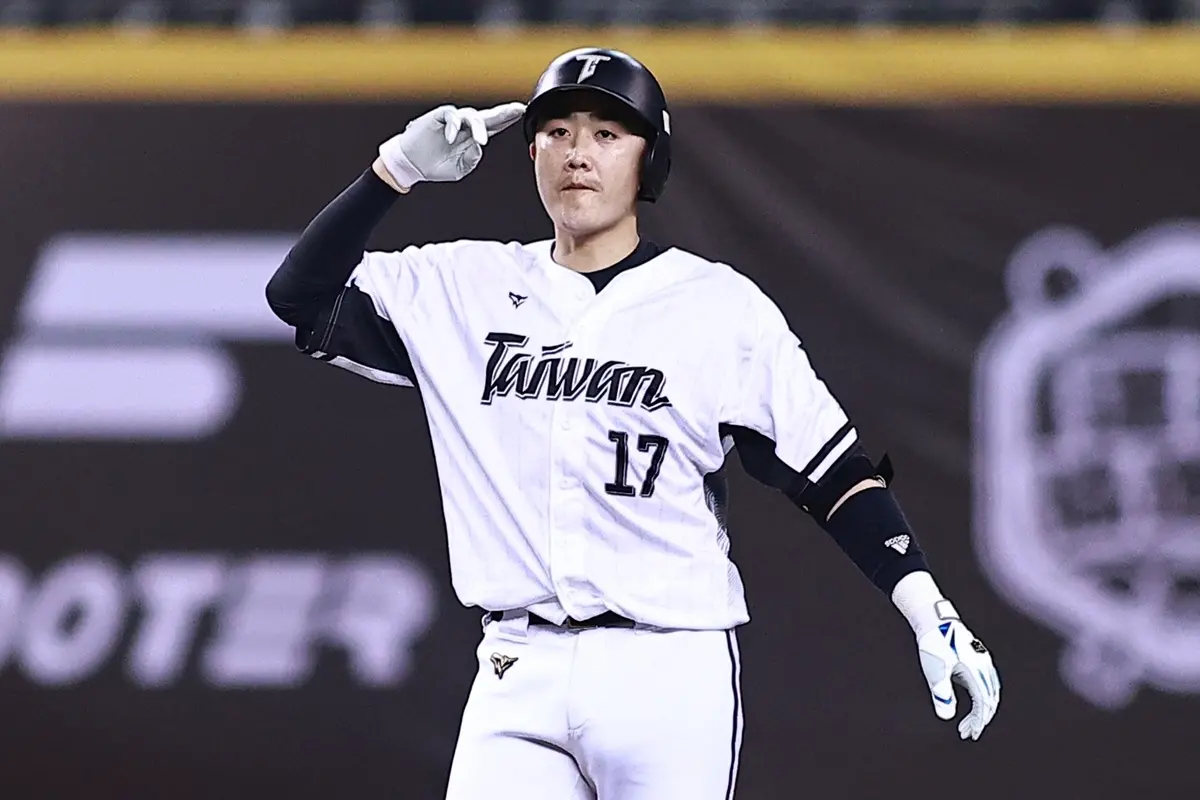▲中華隊今（12）日交手韓國職棒樂天巨人，前五局中華隊以1：2落後，第6局中華隊把握住得點圈有人的機會，高宇杰一棒將比分逆轉，終場以4：3擊退樂天巨人。（圖／記者葉政勳攝，2025.02.12）