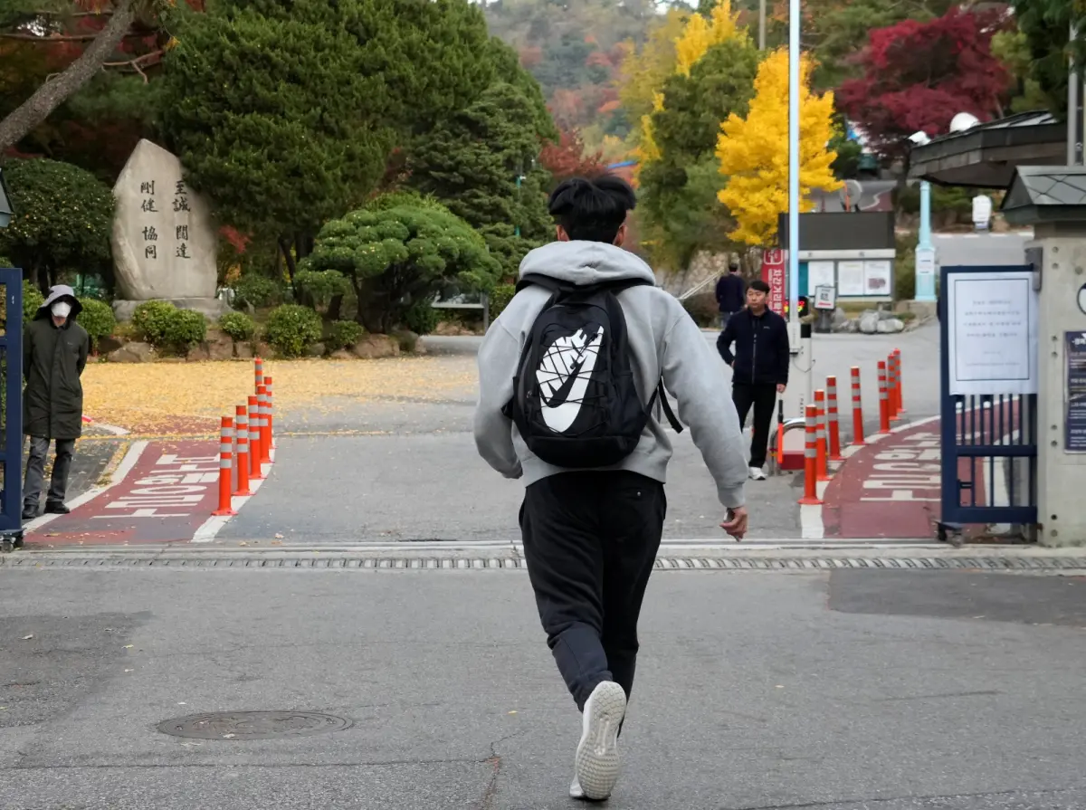 ▲一封用日語撰寫的傳真，聲稱要在情人節當天轟炸首爾市所有中學，讓當地警方繃緊神經，展開調查。韓國校園示意圖，與本次事件無關。（圖／美聯社／達志影像）