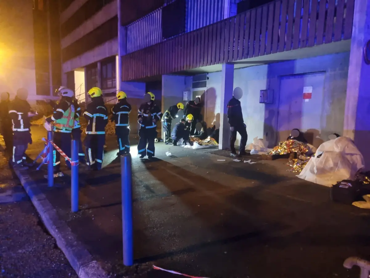 ▲法國一間酒吧驚傳遭人丟手榴彈攻擊，造成12人受傷，歹徒犯案後逃逸，目前警方仍在調查中，要全力緝捕嫌犯到案。（圖／翻攝自X）