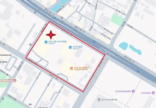 新光三越台中店中午發生氣爆意外,目前周邊交通管制中。(圖/翻攝TCPB) ▲新光三越台中店中午發生氣爆意外,目前周邊交通管制中。(圖/翻攝TCPB)