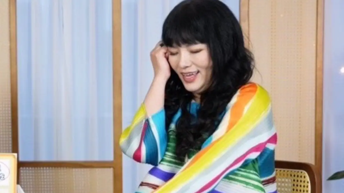 ▲唐綺陽（如圖）先前減重15公斤，胡瓜忍不住吐槽唐綺陽瘦身太成功，走進錄影現場還認不出對方，開玩笑表示：「以為妳還沒來。」（圖／翻攝自《下面一位》YT）