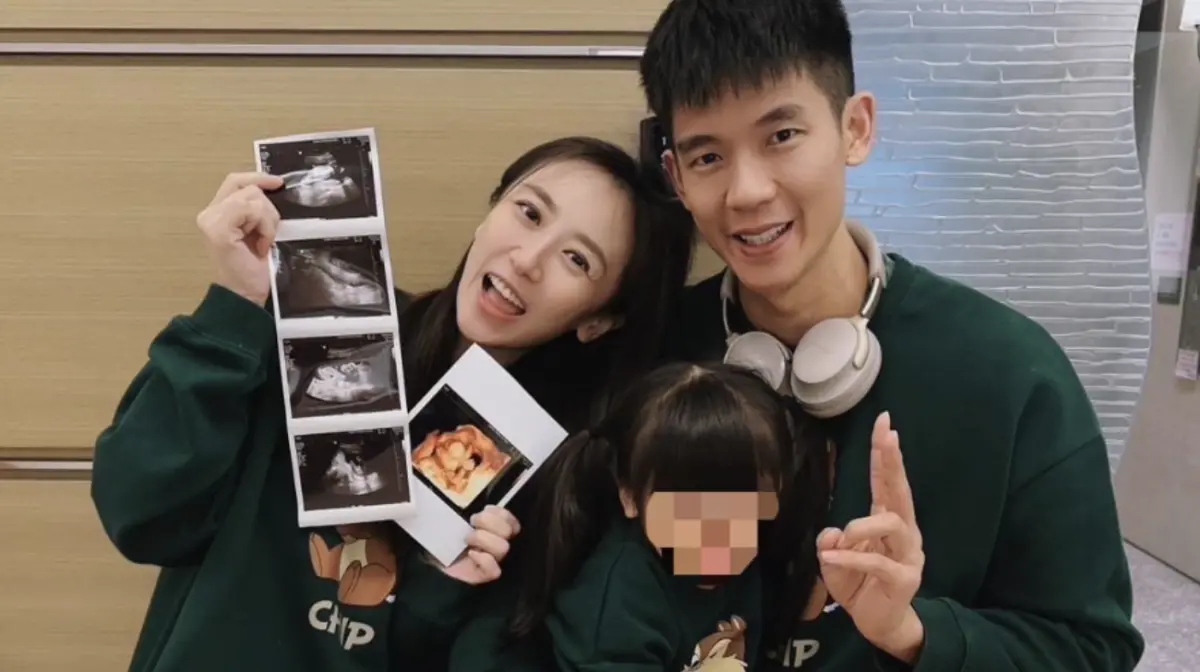 ▲台中新光三越發生嚴重氣爆，引發社會各界關注，而藝人蔡允潔（左）當下正在產檢，聽聞此事後，她公開產檢結果之餘，不忘貼心地呼籲眾人一起為受影響的家庭祈禱。（圖／紅心字會提供）