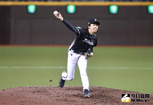 ▲徐翔聖是潛力極佳的年輕投手，目前處於養成初期，球種成熟度與對決打者的經驗仍需時間累積。（圖／記者葉政勳攝 , 2025.02.13）