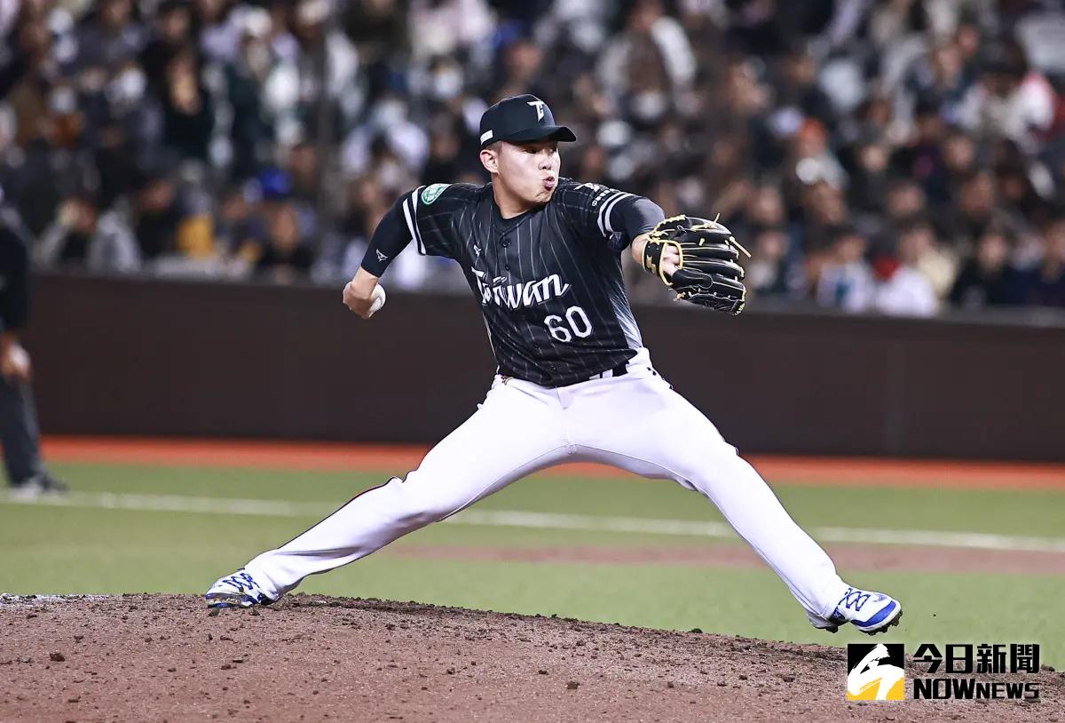 ▲中華隊「火球男」曾峻岳昨戰登板主投1局無失分，其中13顆直球全部亮紅燈超過150公里，極速更達到154公里，引發球迷驚呼。（圖／記者葉政勳攝 , 2025.02.13）