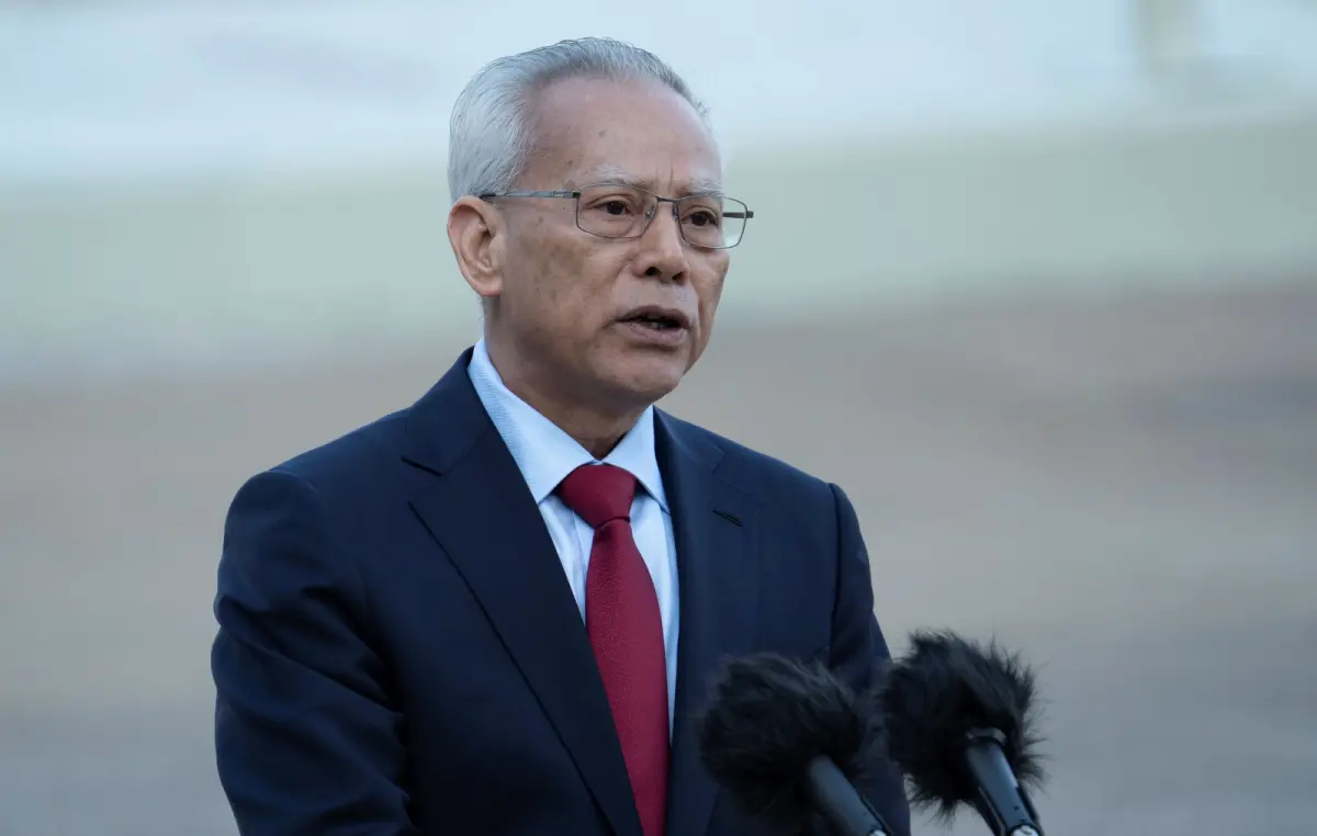 ▲澳門特首岑浩輝高度關注澳門7口之家來台，遭遇台中新光三越氣爆，2死5傷的悲劇。（圖／美聯社／達志影像）